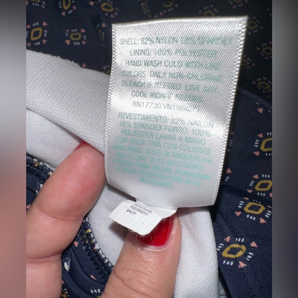 💙⛱️👙☀️NWOT SWIM TOP ONLY - Picture 7 of 7